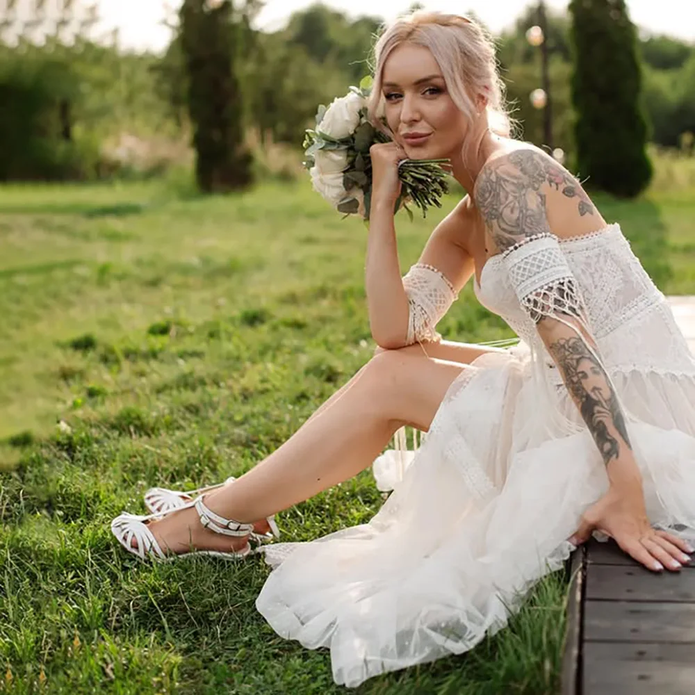 Strapless Boho A Line Tassels Wedding Dress Embroidred Flowers Customized High Slit Tiered Tulle Hippie Maxi Bridal Gowns