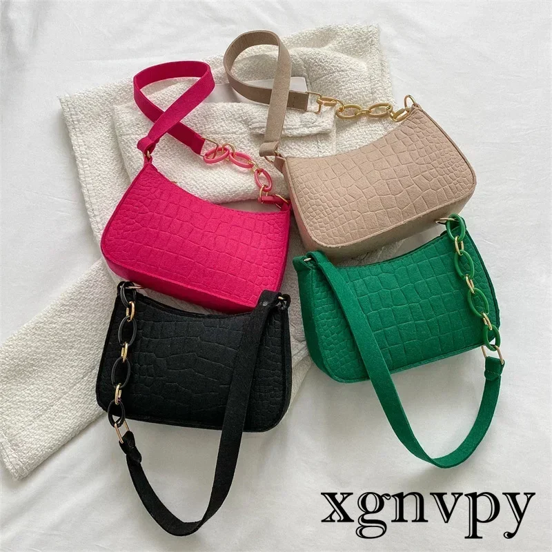 xgnvpy Fashion Felt Shoulder Bags for Women Advanced Texture Subaxillary Bag Design Armpit Handbags Crescent Saddle Purses