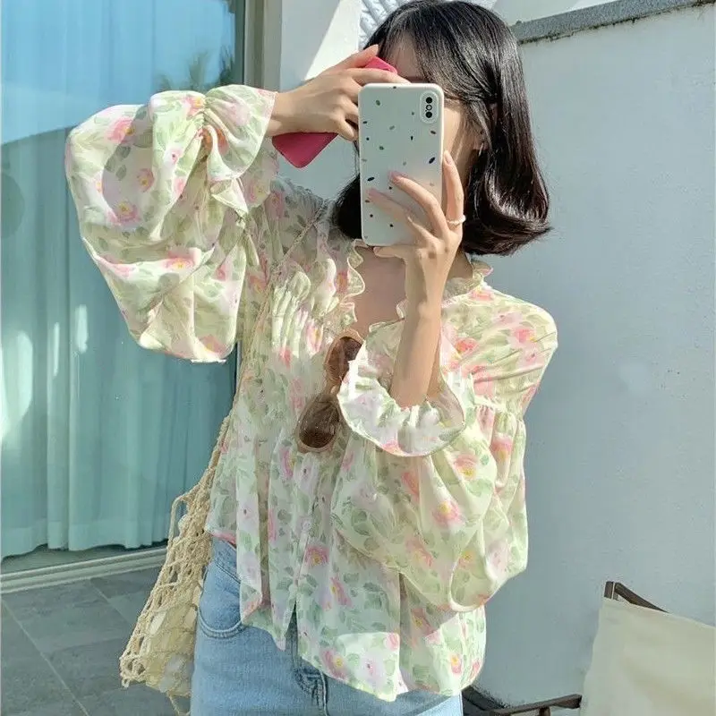 

2022 new korean fashion women tops casual lady beautiful nice Chiffon Floral shirts woman female OL long sleeve blouse elegante