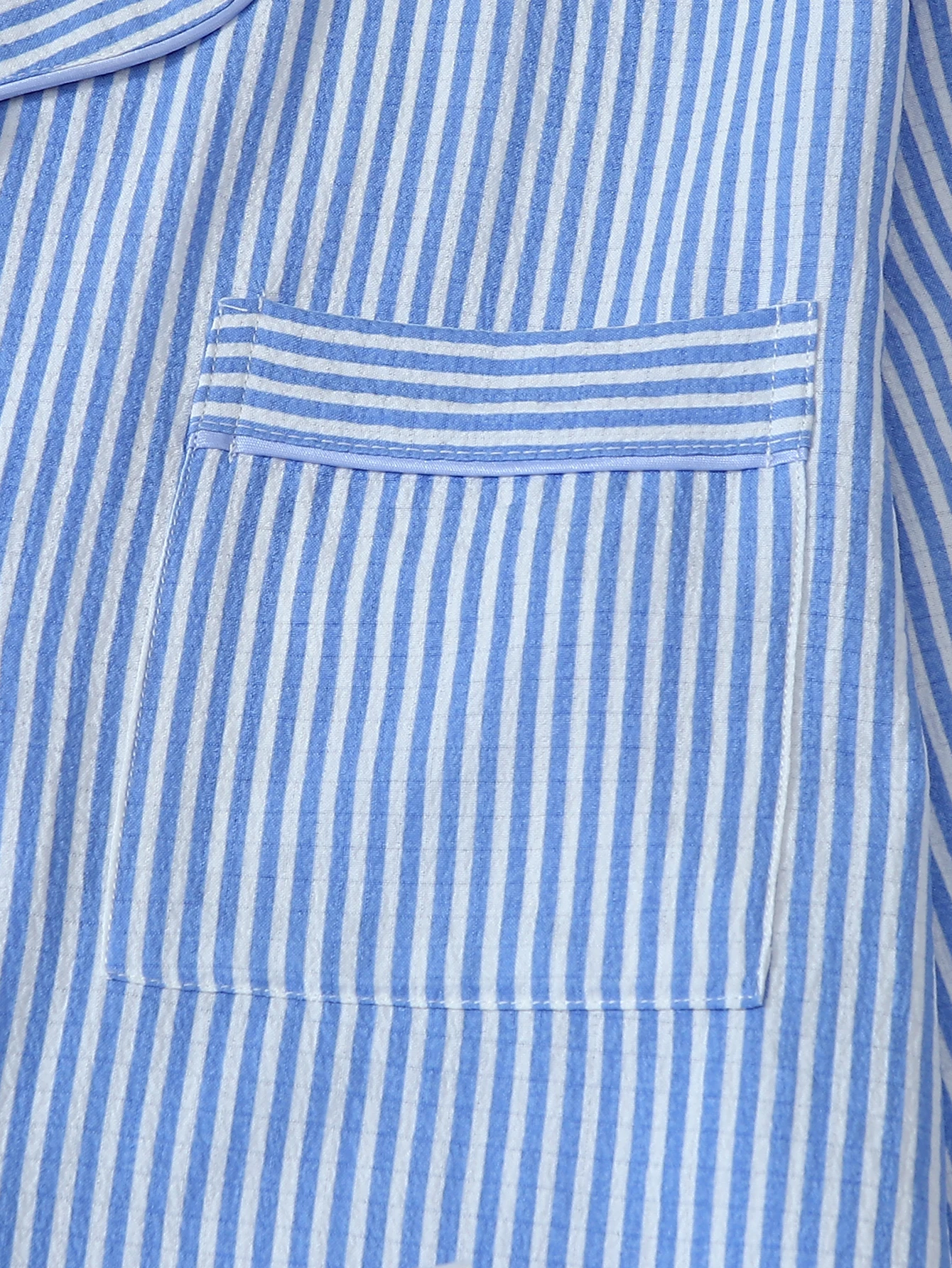 طقم بيجامة مطبوعة مخطط باللونين الأزرق والأبيض للخريف والشتاء مكون من قطعتين، بلوزة بأزرار سفلية وسراويل طويلة، ملابس نوم كاجوال مناسبة للاستخدام المنزلي #3