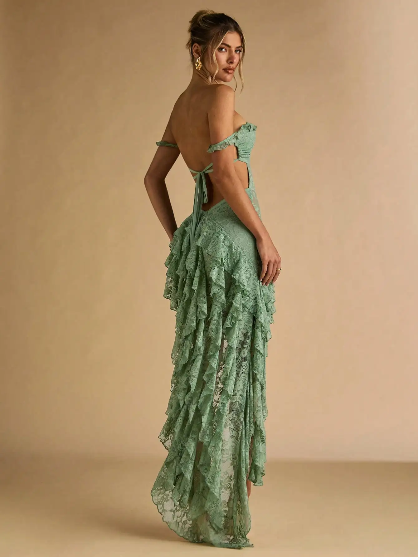 

Green Lace Backless Maxi Dress with Ruffles & Straps, Elegant Summer Beach Holiday Gown for Women