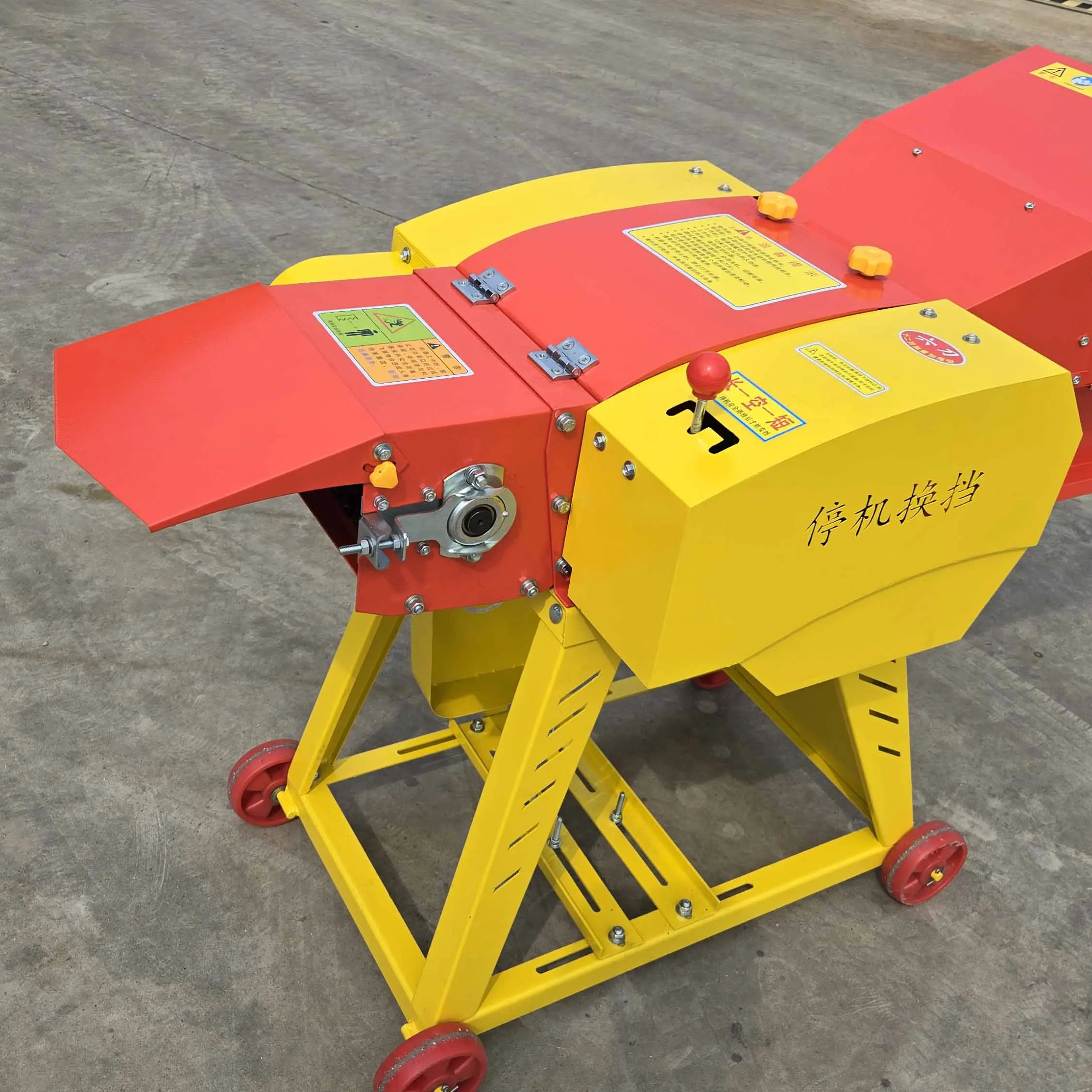 Farm Machines Forage Choppers Grass Straw Chaff Cutter Animal Fodders Silage Chopper For Pasture Grass Cutting