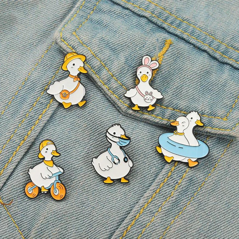 Pin de Ciclismo de dibujos animados para niños, alfileres de solapa, insignia divertida, regalo de joyería, alfileres de esmalte de animales encantadores, tienda de pato de ganso personalizada, Pinsg