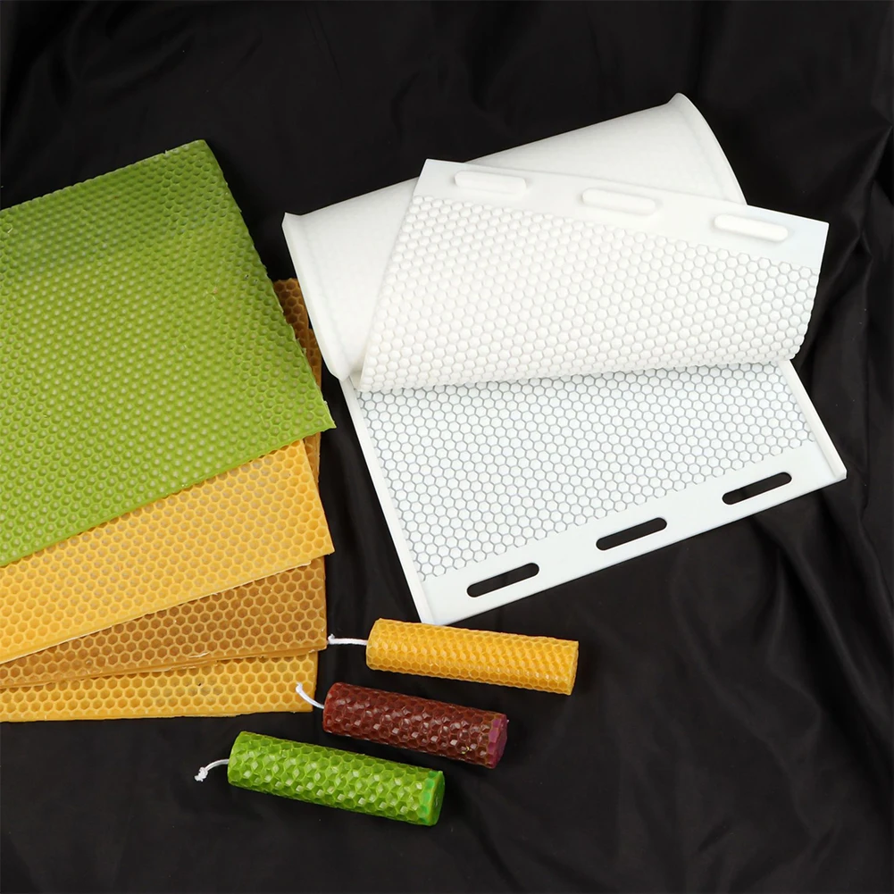 

2pcs Bee Hive Basis Press Sheet Mould Soft Silicone Honeybee Wax Flake Nest Base Mold Reusable Practical Beekeeping Equipment