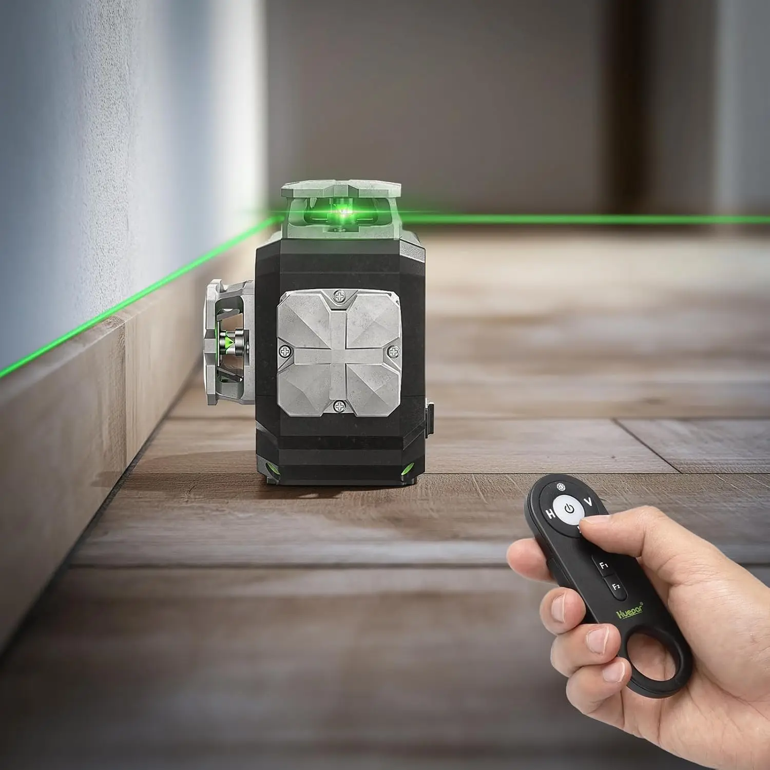 Huepar 3 x 360° Laser Level, Horizontal & Vertical Lines Self Leveling 12 Lines Cross Line Laser with LCD Screen&Bluetooth
