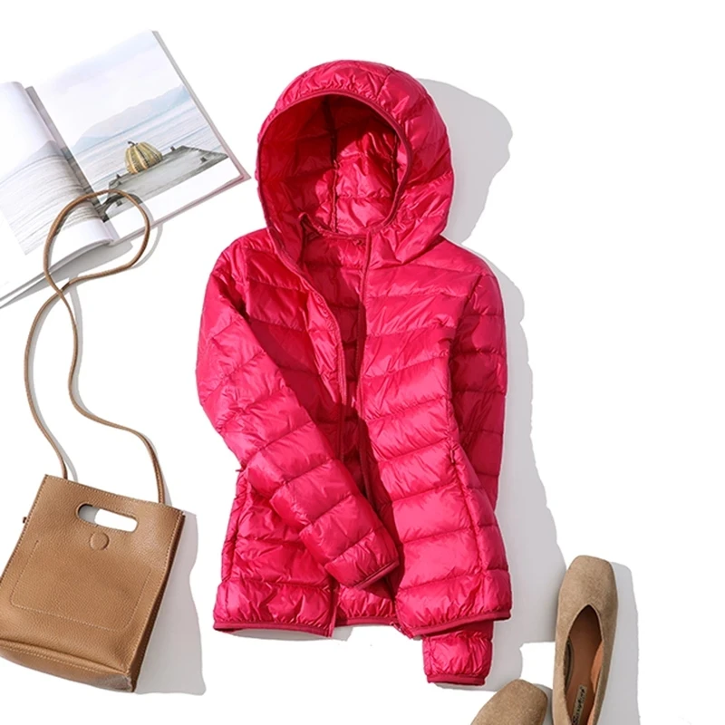 90% Ultra-light Thin Down Jacket Women Autumn Winter Slim Short Hooded Warm White Duck Down Coat Women Outerwear