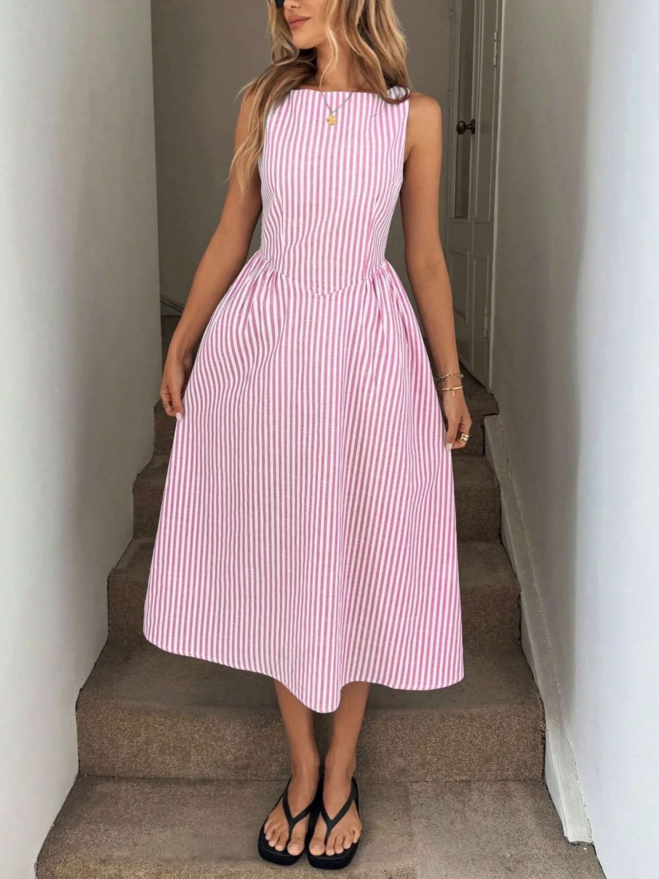 Thumbnail 4 - #59 Latest Midi Dresses Offers