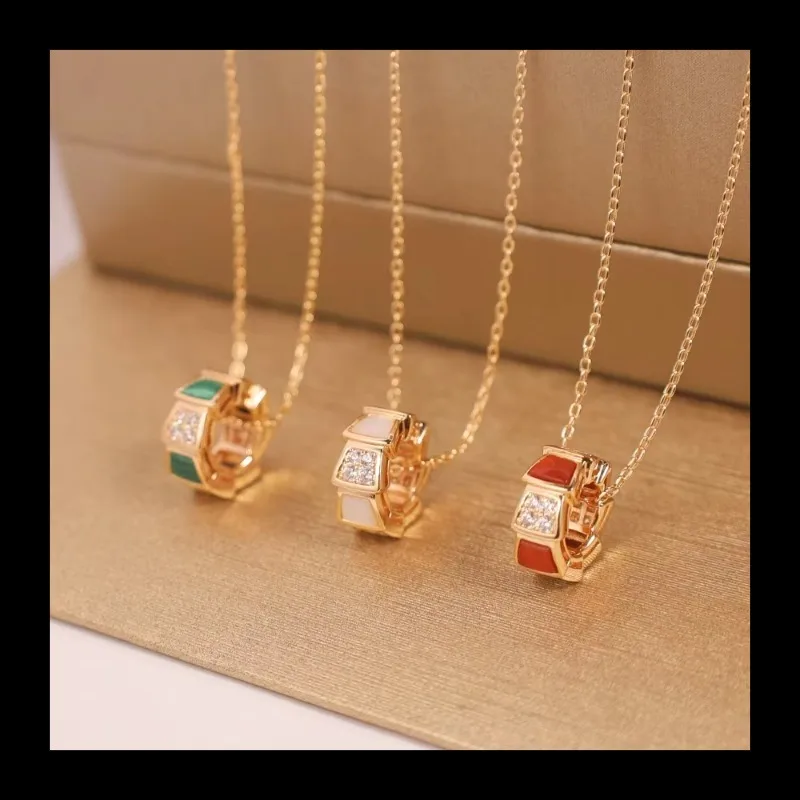 

Snake Bone Necklace Pendant, Women's V Gold Diamond, Natural Mother of Pearl, Snake Shaped Collarbone Chain, Versatile