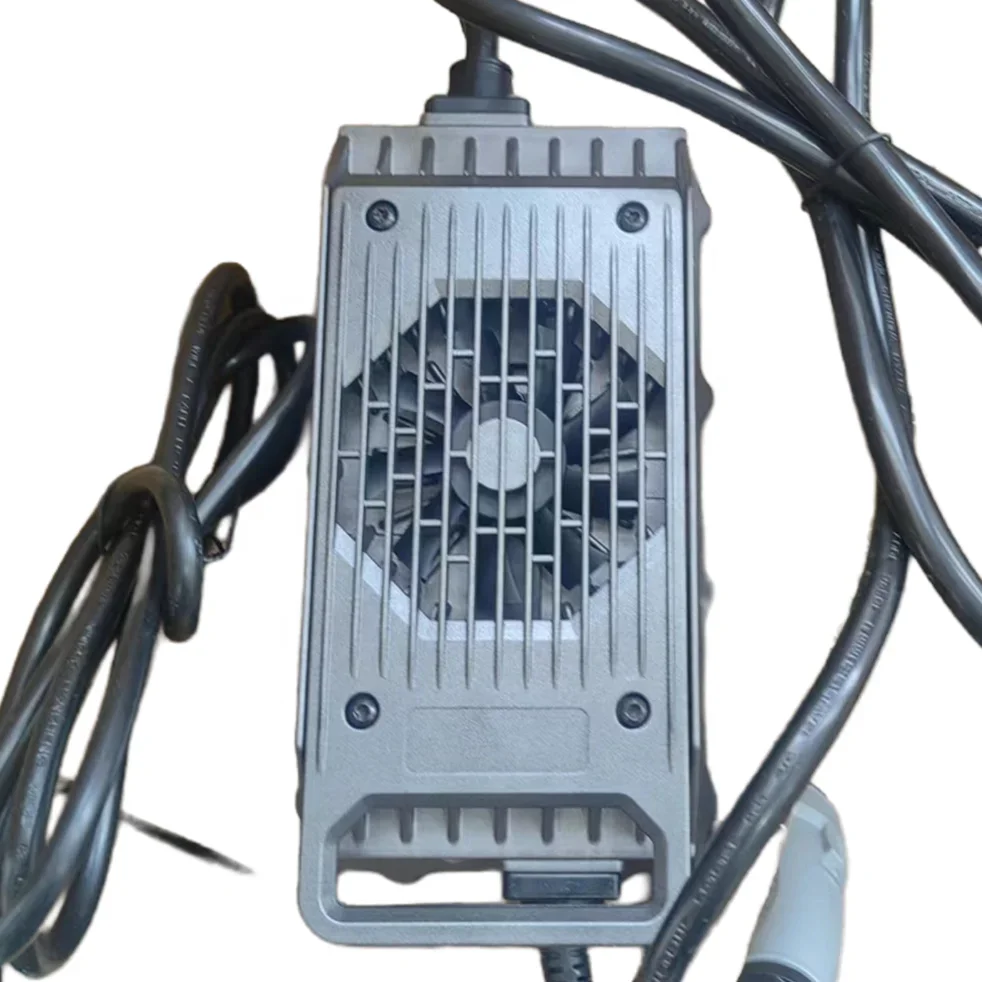 

Зарядное устройство для литиевых аккумуляторов электропогрузчиков 60В 35А