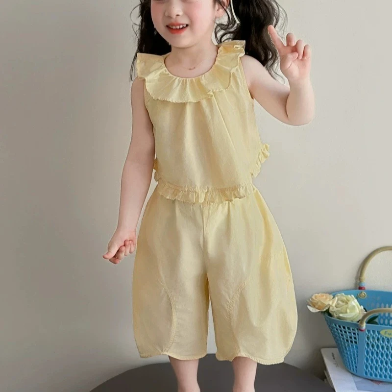 

Girls Suit 2026 Spring and Summer New Childrens Clothing Korean Girl Baby Fashion Lace Collar Vest Wide Leg Seven Pants Two Sets