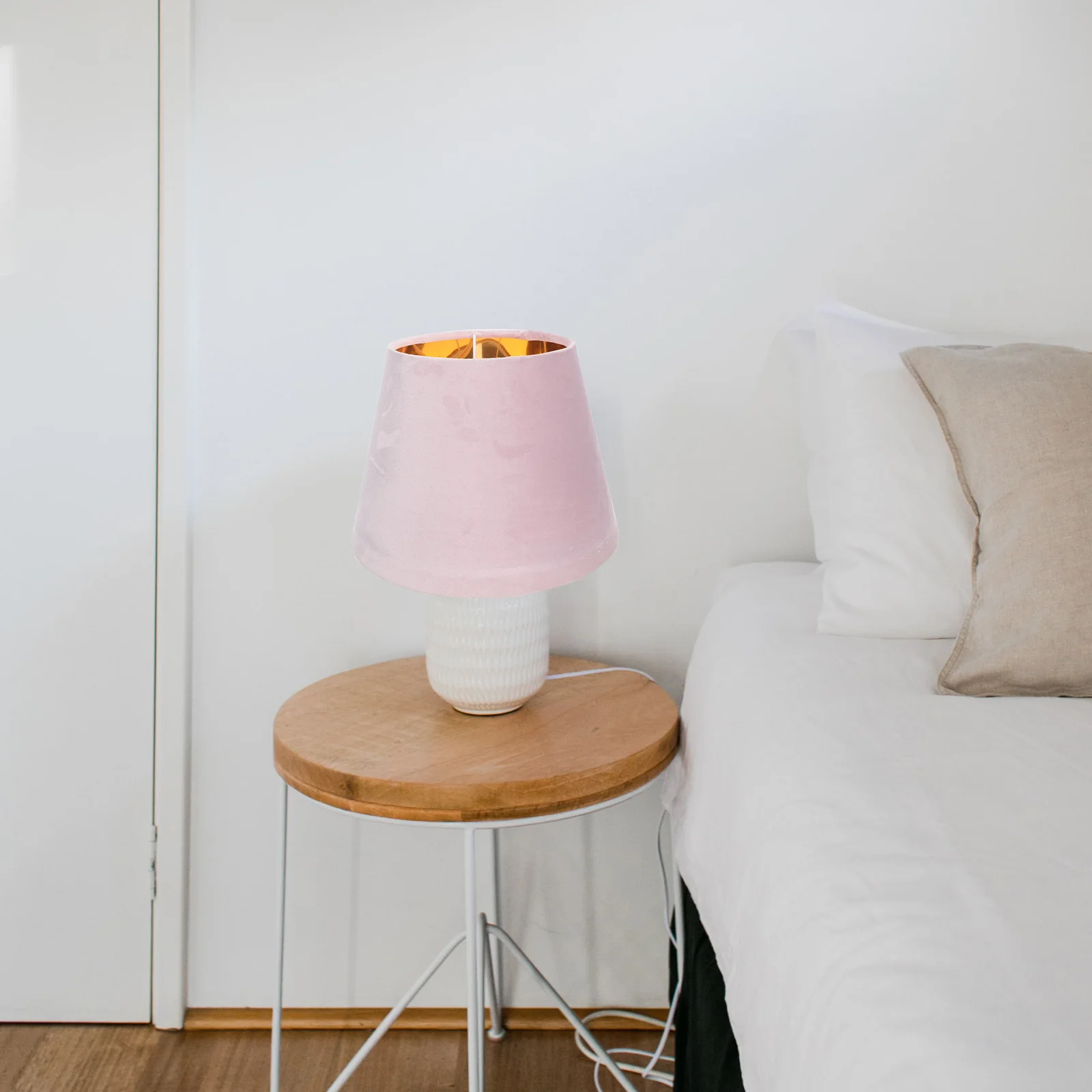 

Decorative Cloth Lampshade Gold Lining Sturdy Lamp Cover for Table Desk Lamp Dorm Home Hotel Bedroom Cloth Lampshade