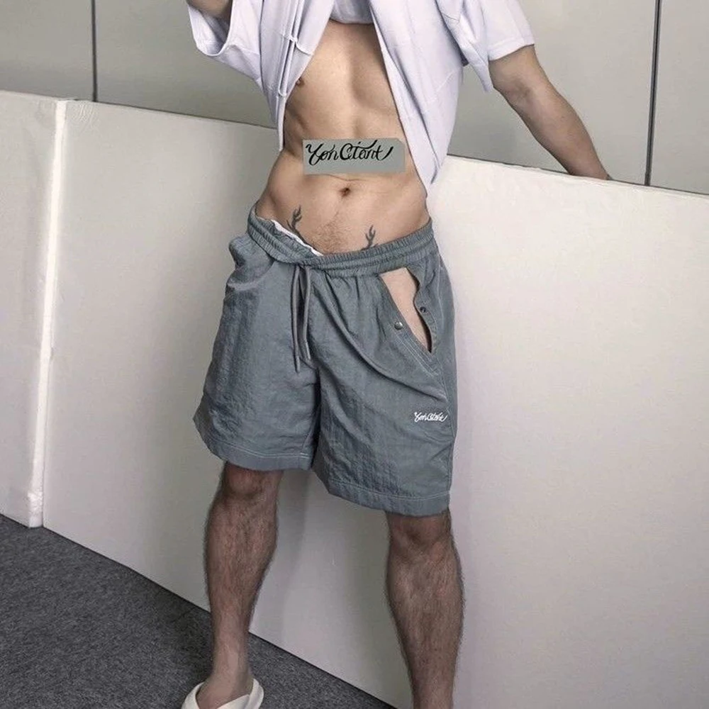 

2026 Summer New Men's Solid Color Hollow-Out Shorts American Retro Fashion Trend Street Casual Loose Niche Men's Bottoms
