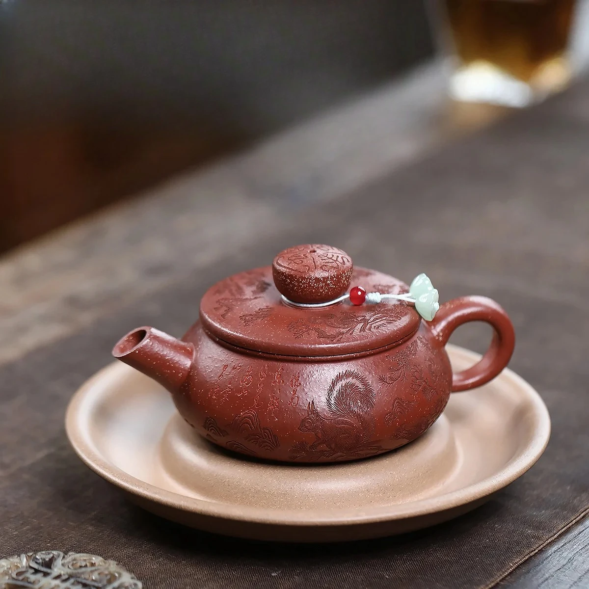 Yixing purple clay teapot, original ore, red sloping mud, carved squirrel shaped spout, Han tile, Kung Fu tea set Chinese teapot
