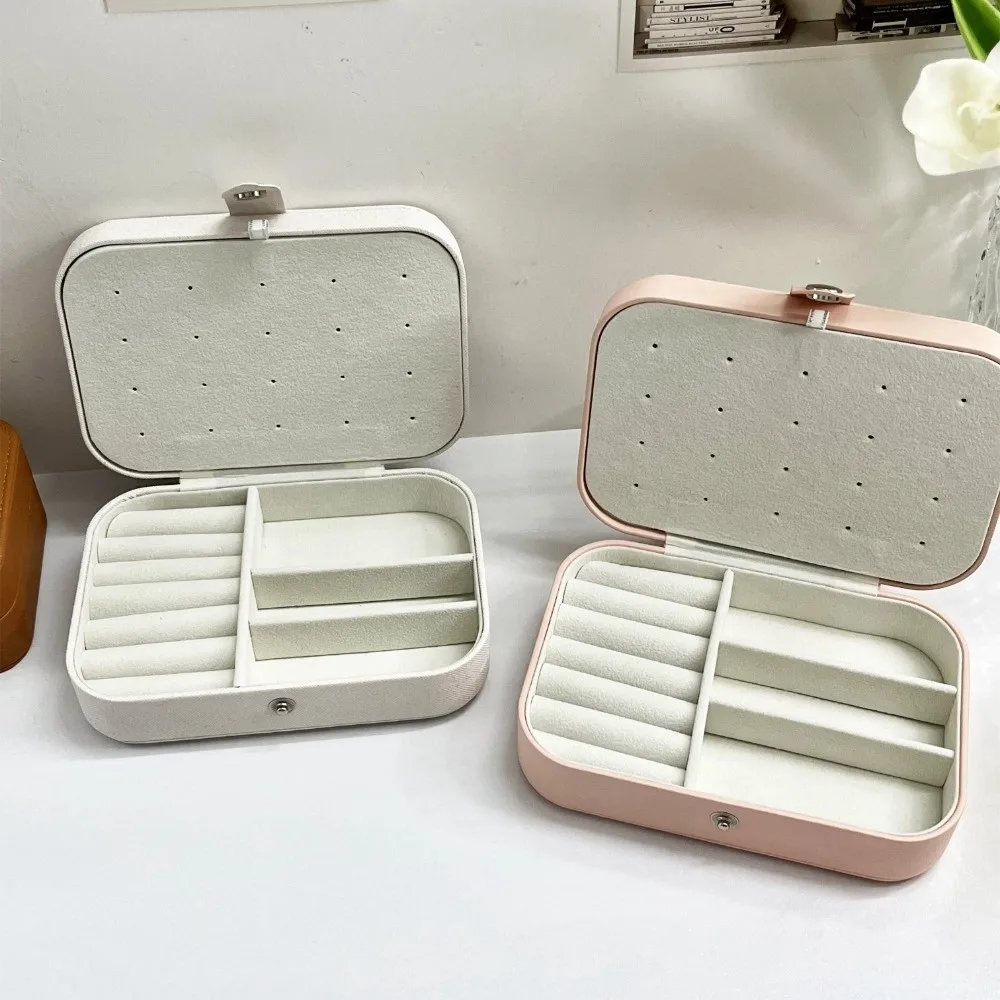 

Portable Vintage Jewelry Storage Box Square PU Leather Necklace Ring Case Jewelry Display Case Mini Earring Organizer Outdoor