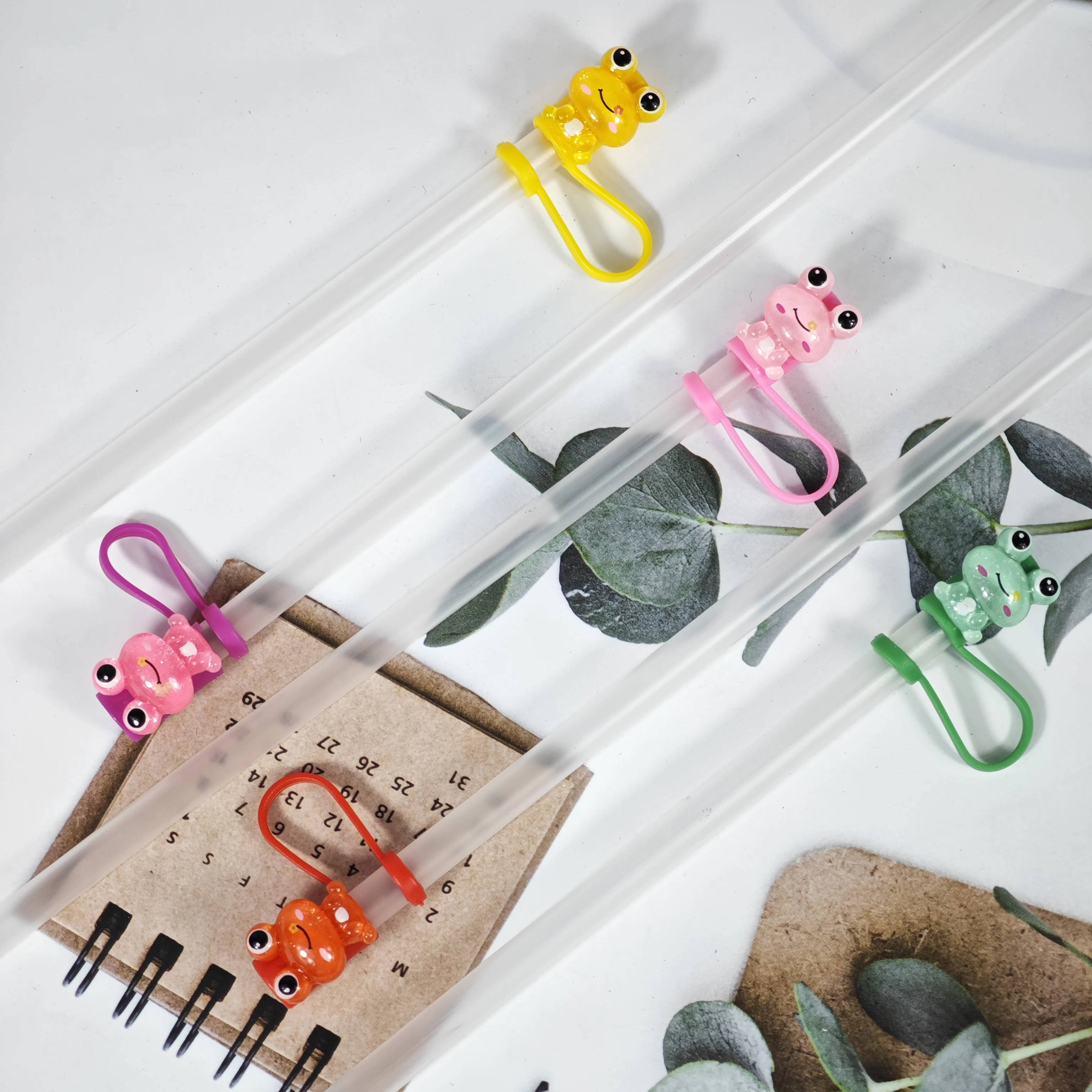 New Multi-Color Frog Straw Cap Protective Case