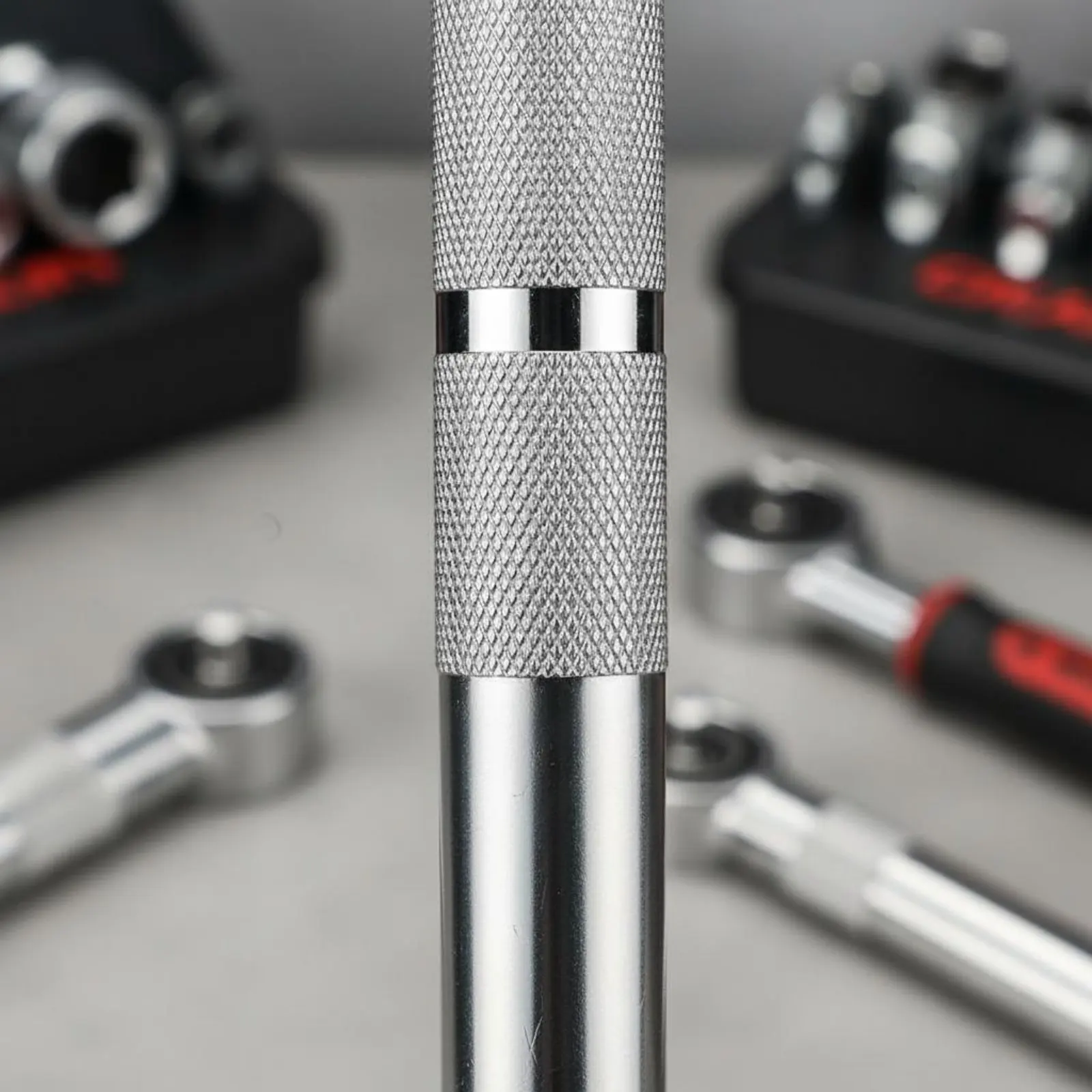 1/2 Inch Drive Reversible Ratchet High Hardness Steel Extended Ratchet Wrench Automotive Tool Non-Slip Grip for DIY Hobbyists view 2