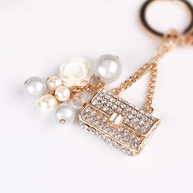 Creative Pearl Rhinestone Keyrings Handbag Design Key Chain Car Key Ring Women\'s Bag Charm Pendant Fashion Keychains Trinket