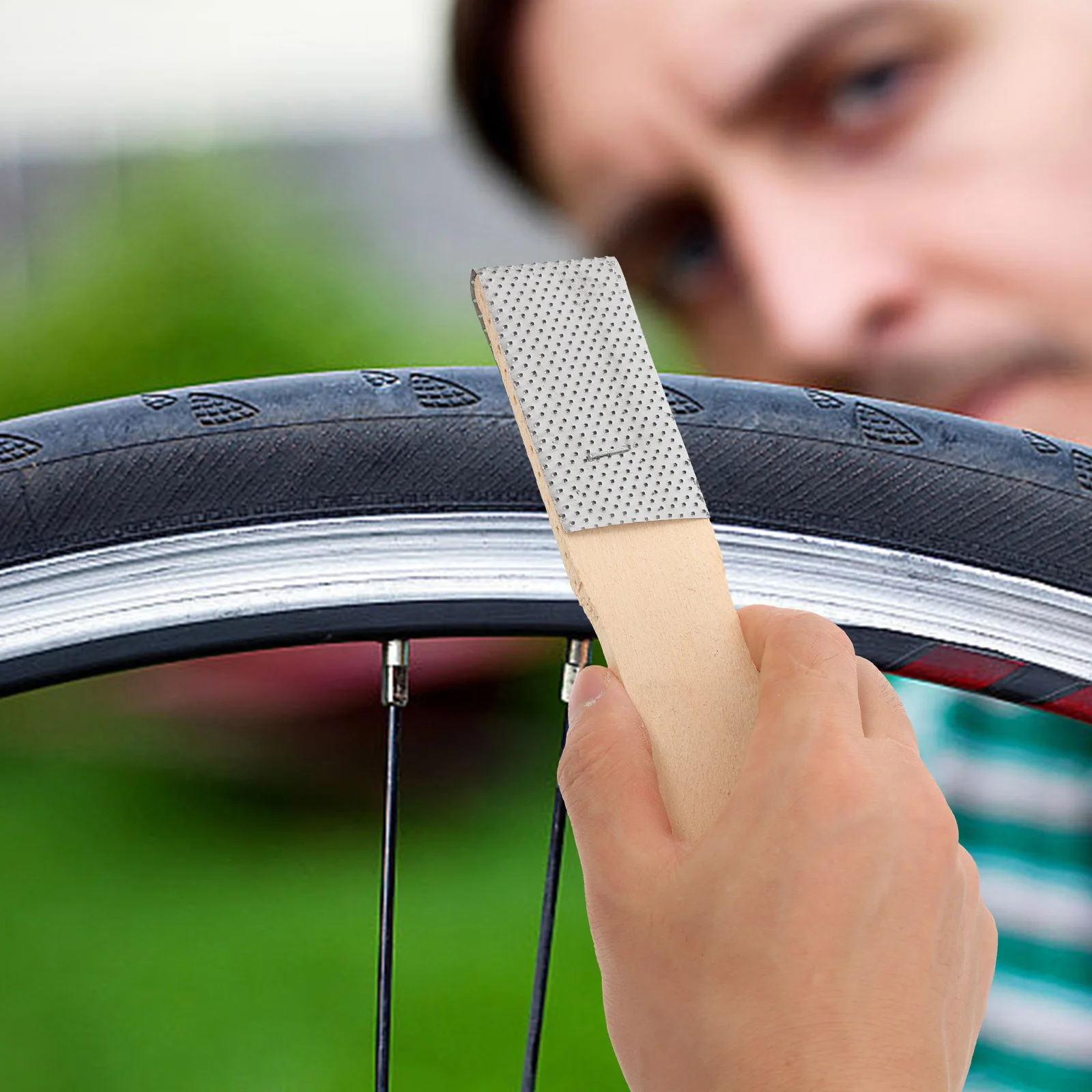 

8Pcs Bicycle Tyre File Ergonomic Wooden Handle Tire Repair Tool Inner Tube Rasp Patch for Bike Motorcycle Electric Vehicle