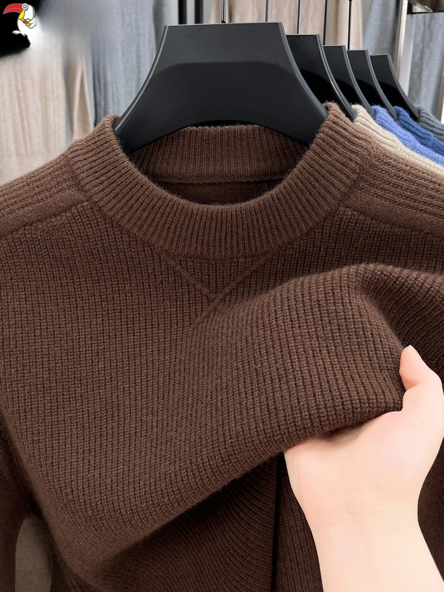 

Мужской вязаный шерстяной свитер премиум-класса с высоким воротником, теплый, для ношения под одеждой, модный городской стиль, зимний, повседневный, свободный крой