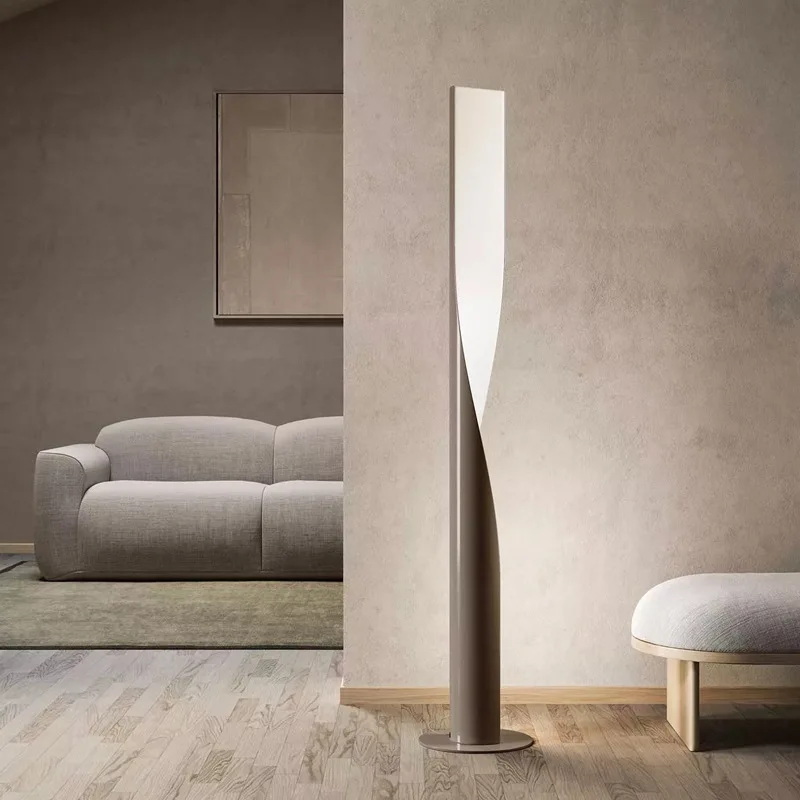 Moderne Wohnzimmer Schlafzimmer Sofa Studie vertikale einfache Persönlichkeit Link Modell Zimmer Stehlampe