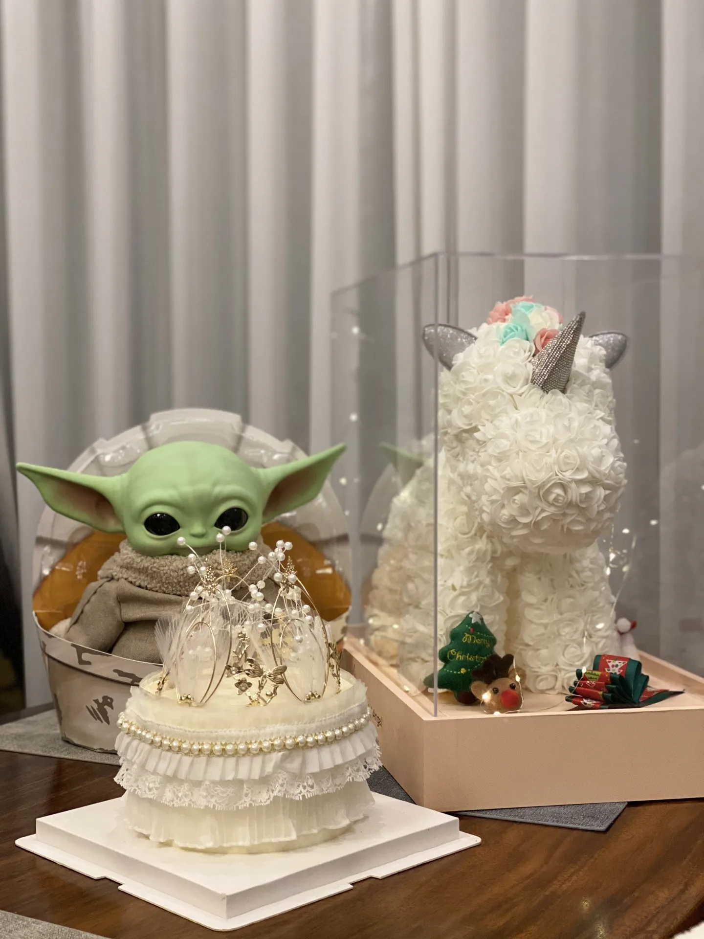 Auf Lager: 28 cm Star Wars Mandalorian Master Baby Yoda Actionfigur, niedliches Spielzeug, Dekoration für Charaktere, Sammlerstück – Detail 7