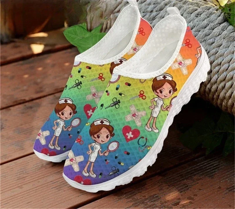 

Женские туфли с градиентным дизайном, летние удобные балетки, медицинские туфли для медсестер, слипоны с принтом, лоферы Mujer