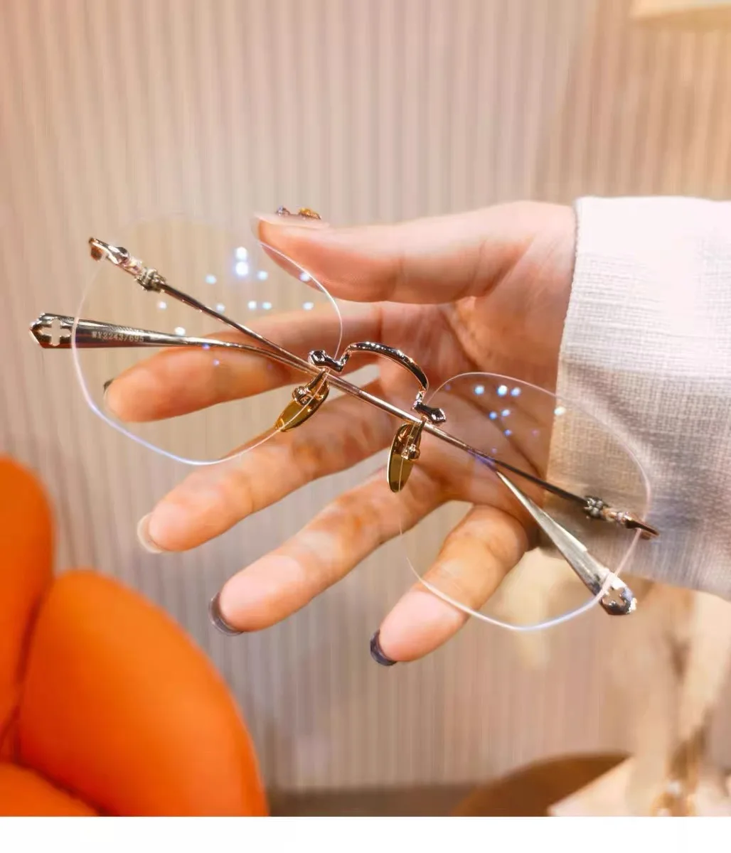 0~ +4,0 Rahmenlose Anti-Blaulicht-Lesebrille Neutrale ultraleichte Presbyopie Großer Rahmen zeigt Jugendliche Metallrahmen – Detail 5