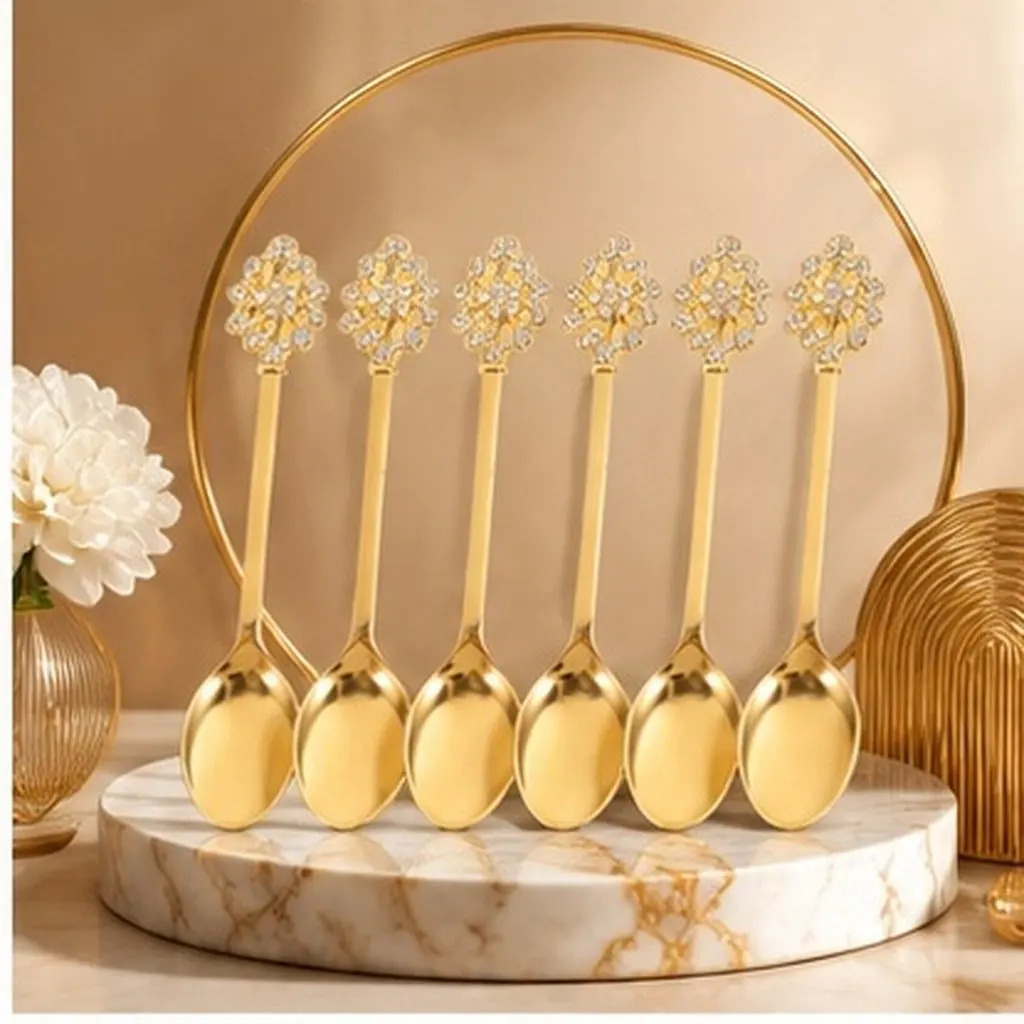 Vintage Rhinestone Dessert Spoon Zinc Alloy Long Handle Smooth Surface Non-Slip Compact Mixing Spoon for Home Compact Tea Scoop