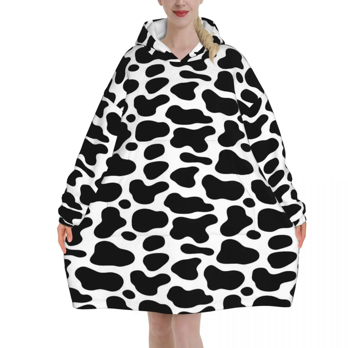 Oversized Rustic Cow Print Wearable Blanket Gifts for Women Men Ultrasoft Plush Warm Sweatshirt Blankets With Pocket