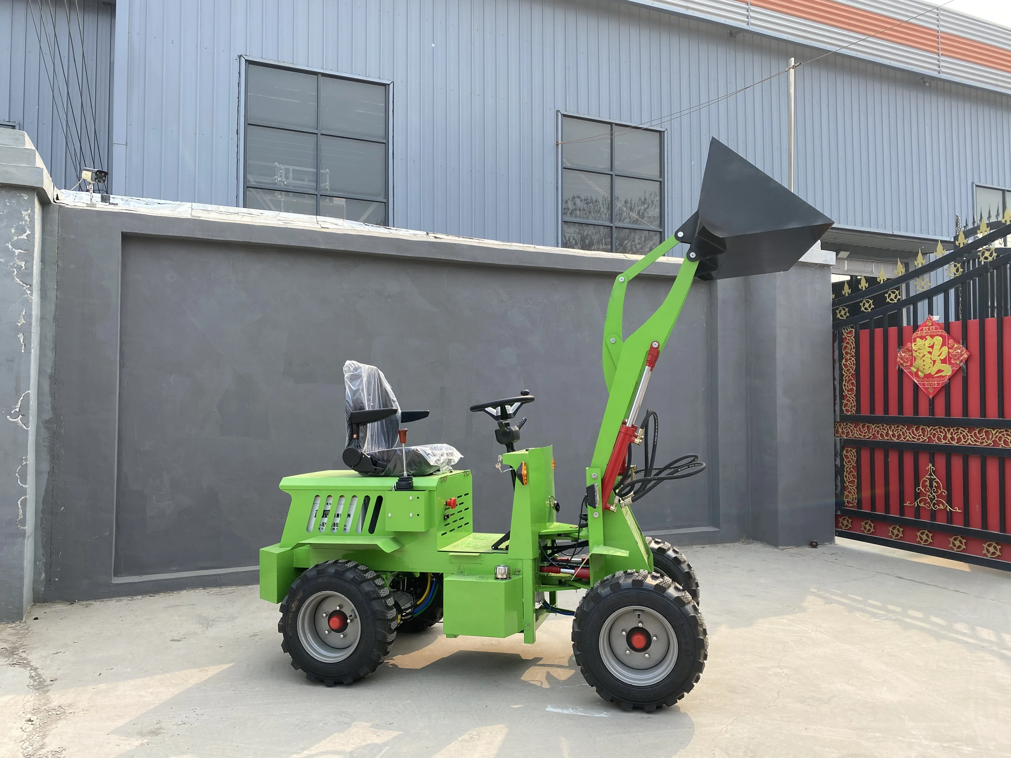 Mini Electric Wheel Loader 800kg Fork Attachments New Condition for Home Use Restaurant Retail