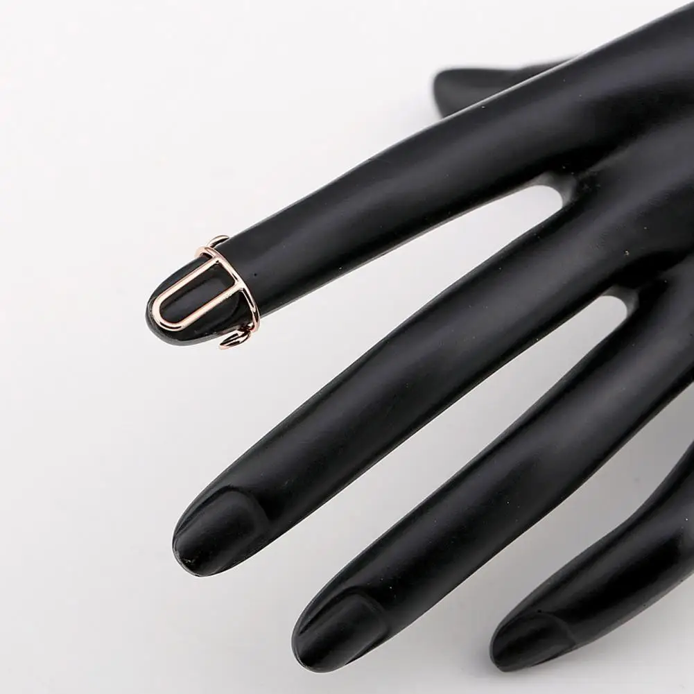 Adjustable Nail Rings 10 Pcs Fingertip Nail Rings Detachable Anti-rust Nail Guards Polish Protectors to Prevent Biting Break