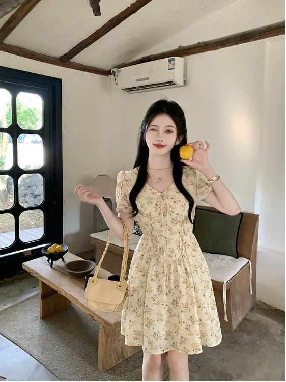 

plus Size Floral Print V-Neck Slimming Midi Dress Korean Style Commute Fashion Sweet Girl Short Sleeve Zipper Back Dress