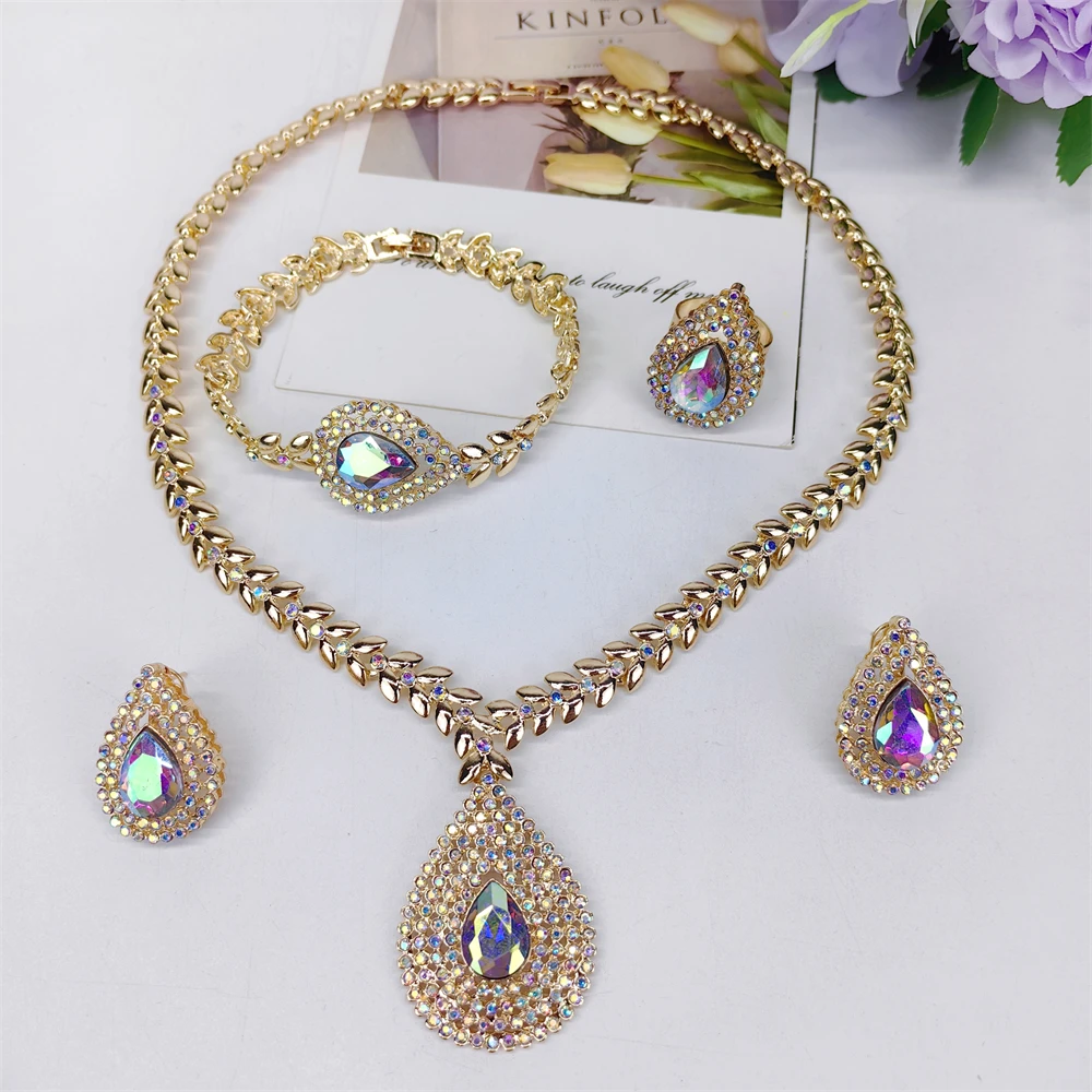

TITI Luxurious Pink Stone 4-Piece Jewelry Set - Elegant Minimalist Bracelet Earrings with Sparkling Zircon