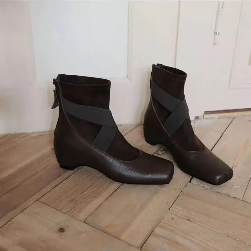 مصمم النساء حذاء من الجلد ساحة تو أحذية بكعب شتاء 2025 تشيلسي أحذية بوت قصيرة فستان أنيق مضخات ريترو موهير سنو بوتاس #1