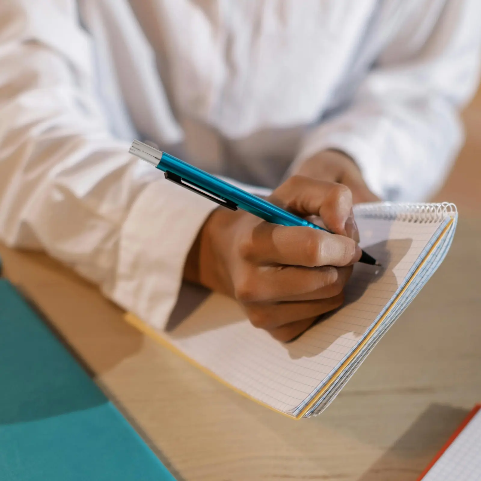 

10 шт. металлических сменных стержней для шариковых ручек с внешней резьбой 7,3 мм для офиса, школы, ведения дневников, плавное письмо, повышенная износостойкость