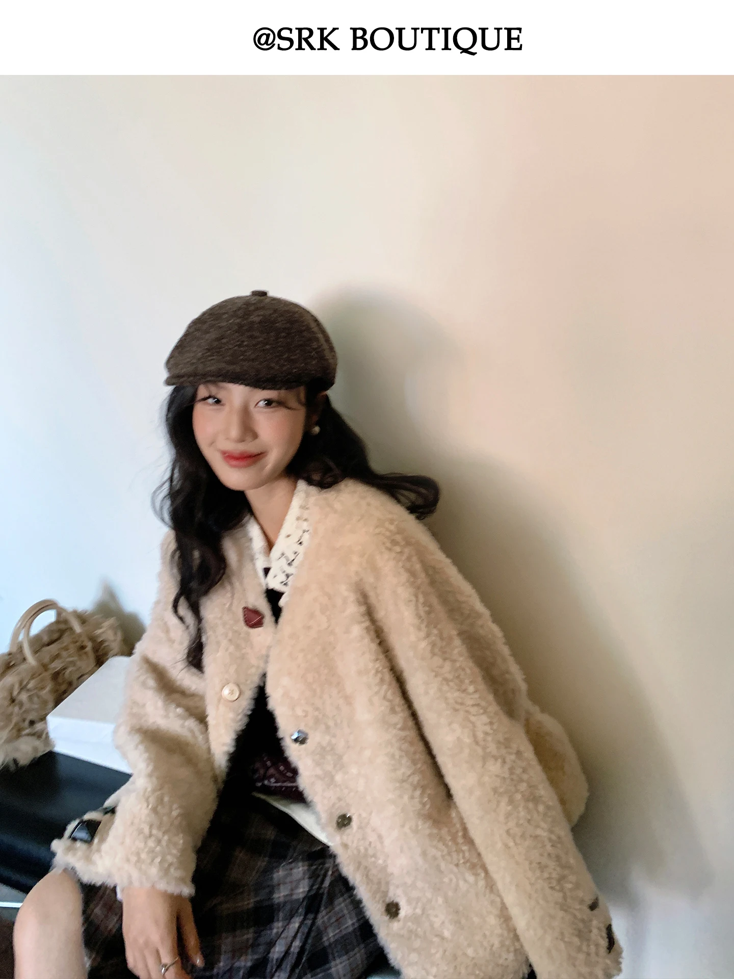 

SRK Full Wool Fur Inteated Coat Women's Luxury Sle Loose Fit Warmth Long Sve round Ne Mid-Length Button Closure