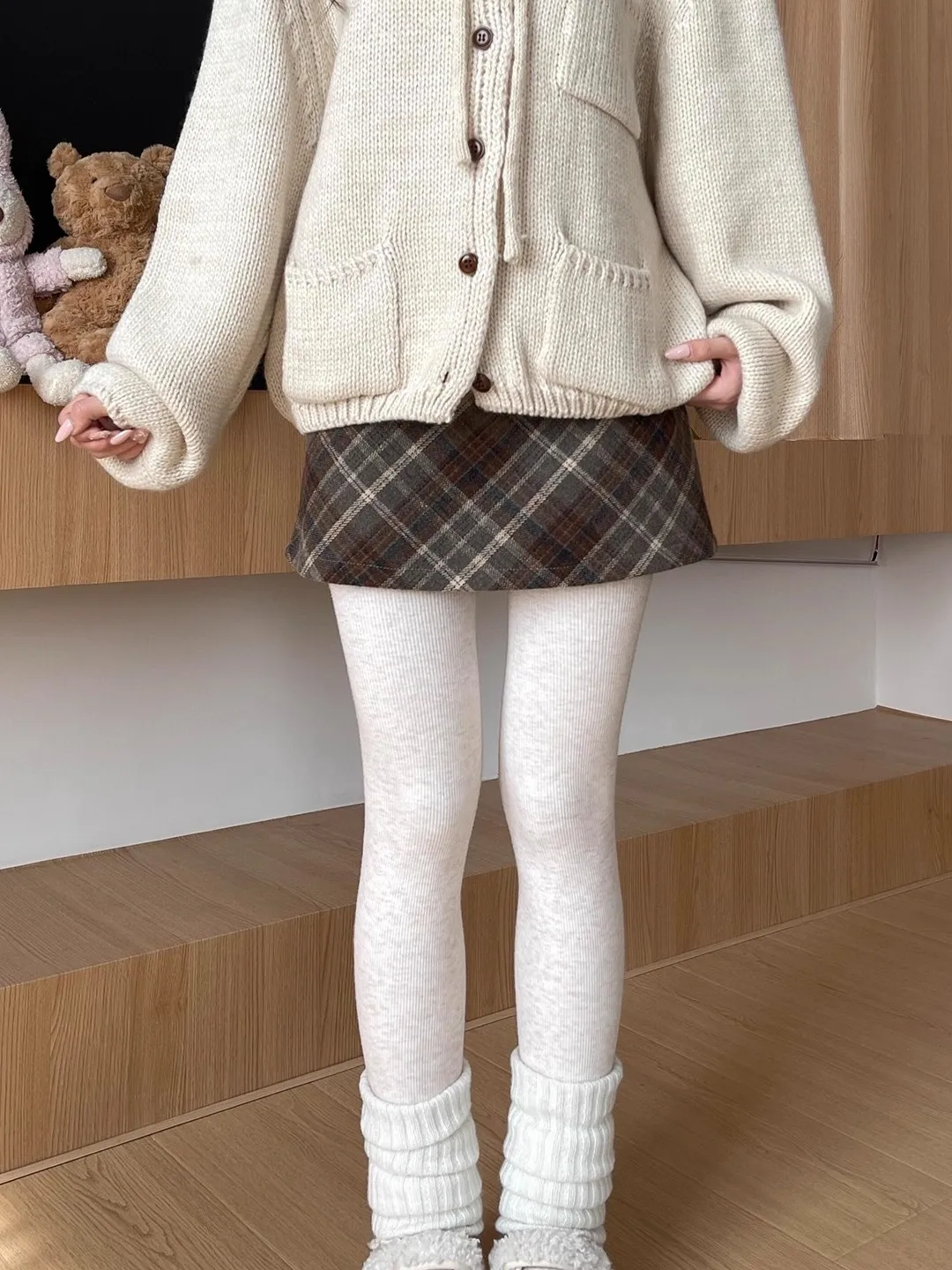 กางเกงโยคะผู้หญิง Thiened Fce รุ่นยืดหยุ่นกระชับทรงบอดี้สูท สไตล์ลำลองสำหรับเล่นกีฬา ฤดูใบไม้ร่วง ฤดูหนาว รุ่นใหม่ ให้ความอบอุ่นด้วยซับใน