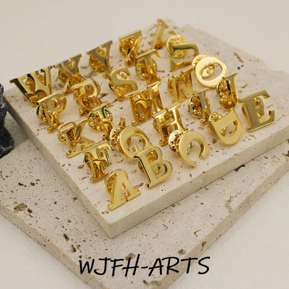 

Quality Brass Material Capital English Letters A-Z 26 Letter Pin Symbol Design Men's Women's Suit Collar Brooch