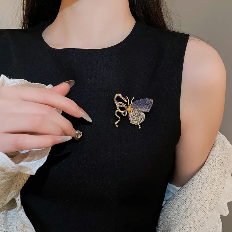 مينار الخيال لامعة الراين محبوك الجوف خارج أجنحة الفراشة دبابيس للنساء الذهب تصفيح المعادن كل يوم الملحقات #1