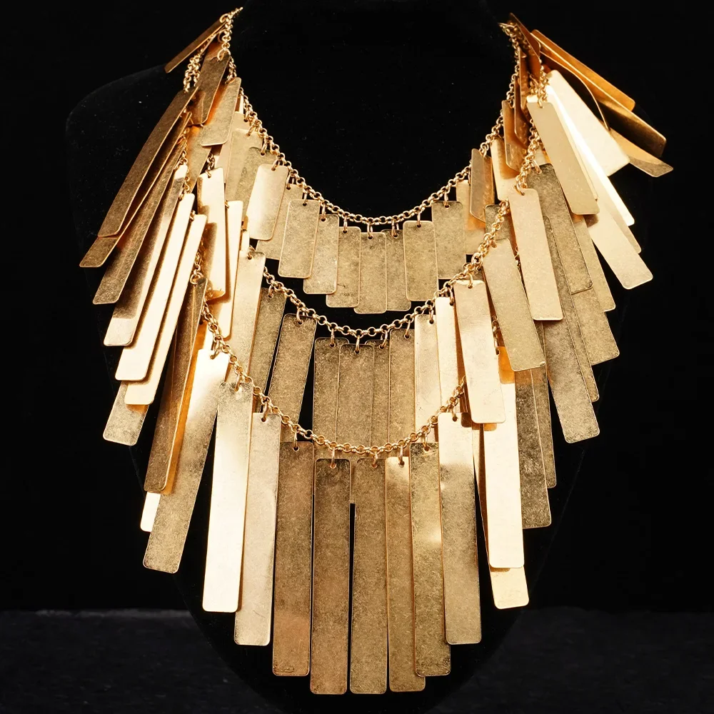 

Gold Layered Necklace Wedding Fashion Bridal Jewelry Banquet with Different Lengths Combination Fashion Women Gift