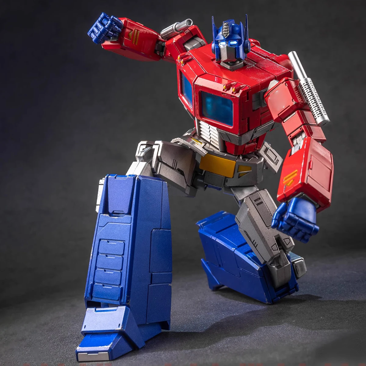 HIPLAY YOLOPARK Transformers G1 - Optimus Alloy Armor AMK PRO Series Kit de modelo de fácil montaje