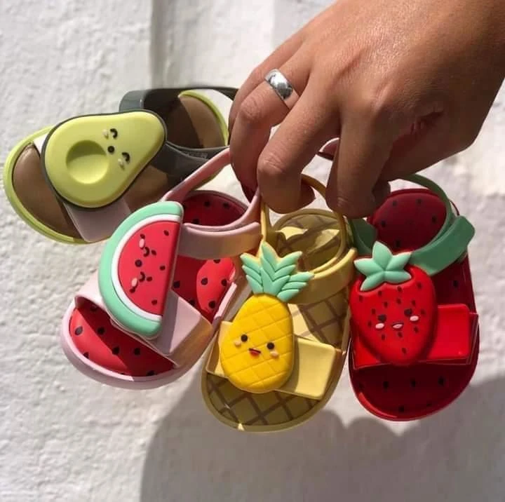 

New Children's Sandals Summer Cute Girls Jelly Shoes Banana Orange Pineapple Fruit Soft Sole Open Toe Boys' Beach Shoes