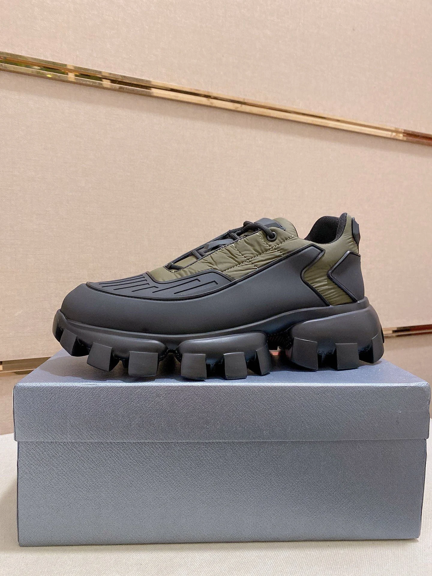 

Luxury Brand Running Shoes Men's Casual Sneakers Outdoor Footwear Cowhide Insoles Commuter Casual Shoes Punk-Mecha Style