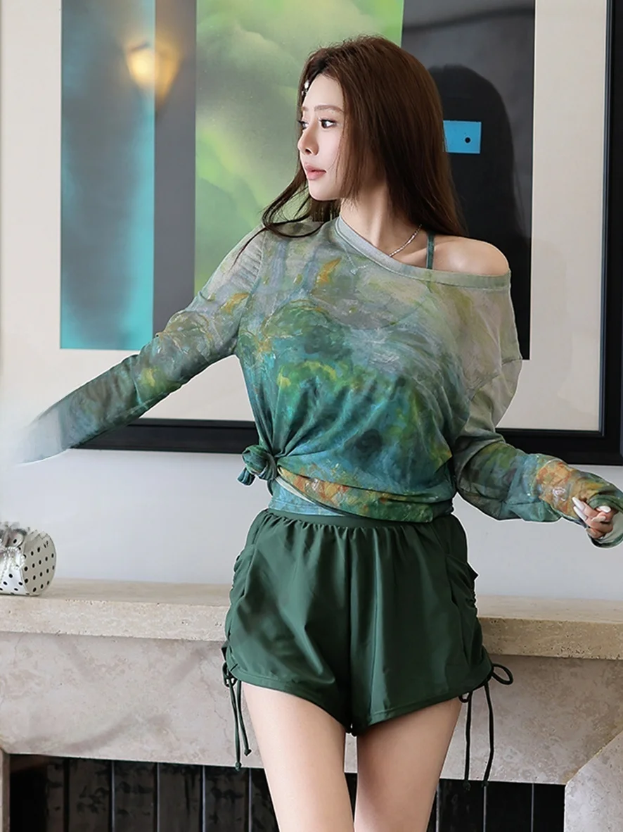 

Large Size Women's Swimsuit Tee-Piece Set Beach Vaion Long Sve Thermal Slimming Belly Cover up Conservative Hot Sprin...