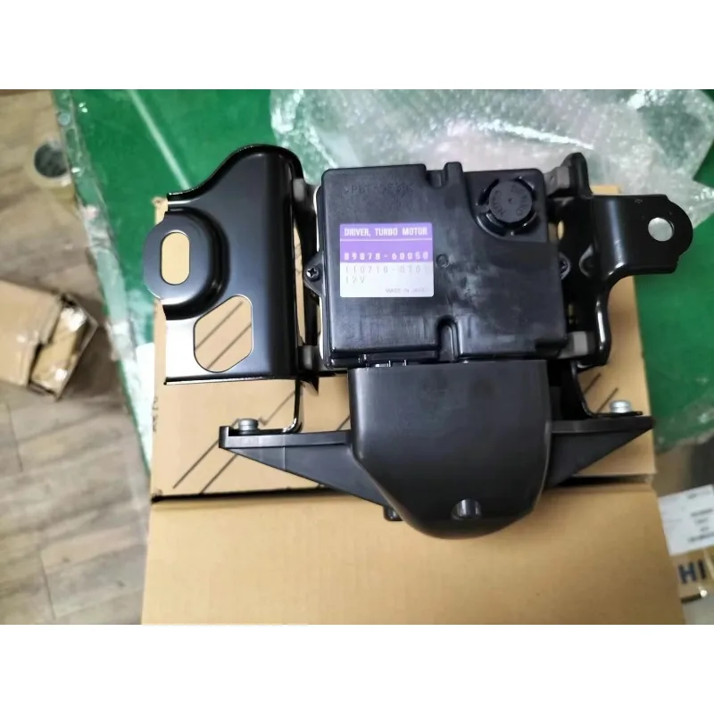Used for Land Cruiser VDJ200 Lexus LC200 LC76 Diesel 4.5T Turbocharger Computer Replacement 89840-60011 89878-60050