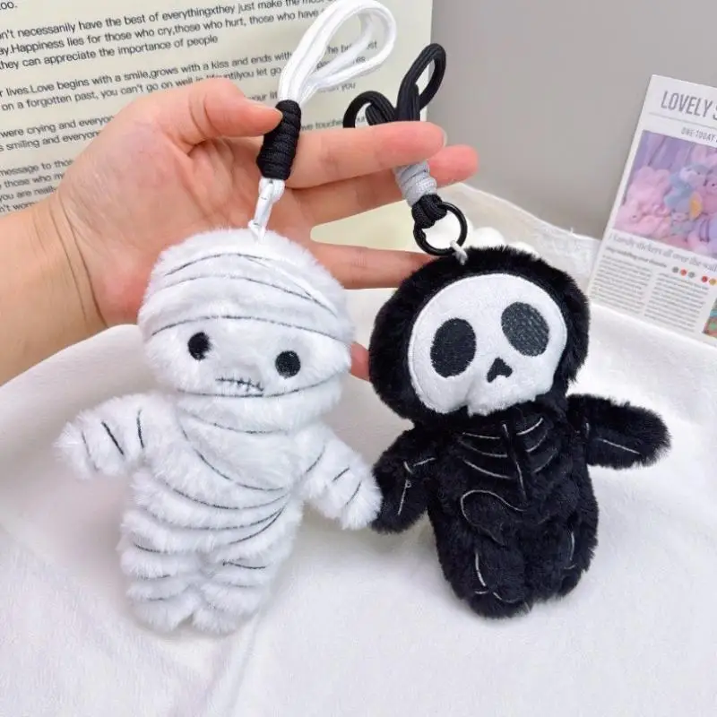 Mummy Stuffed Plush Keychain Funny Skull Pattern Halloween Backpack Charm Portable Pendant for Daily Bag Decoration Gift