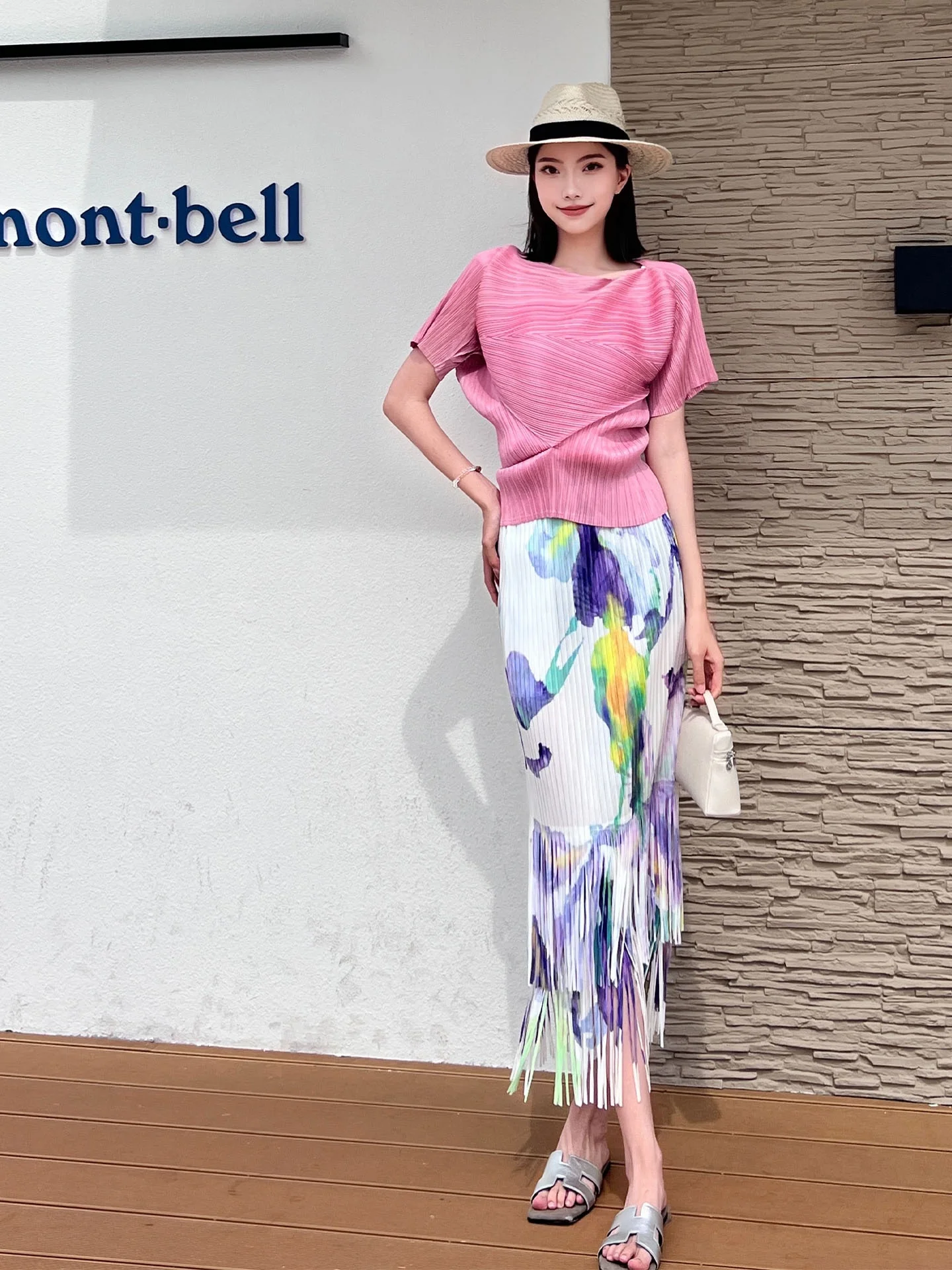 

Летний розовый комплект с юбкой и топом с коротким рукавом, с бахромой, подчеркивающий талию, женский модный ансамбль от бренда Three Houses Art Creation, полиэстер