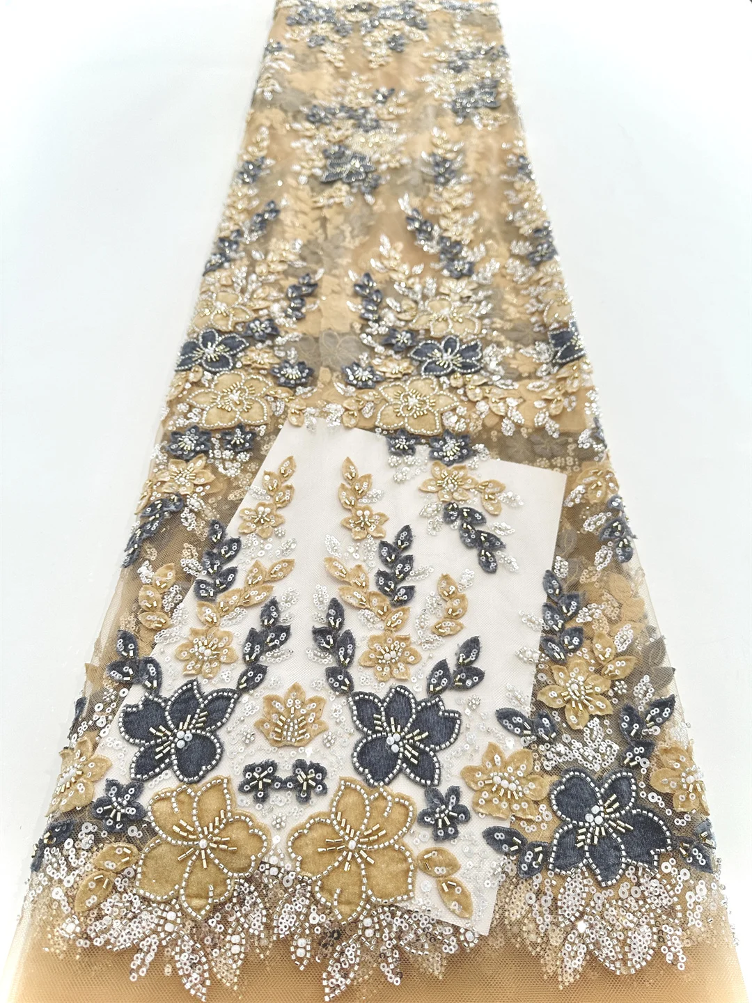 

2025 Latest French Lace Nigerian Bead Lace Fabric High Quality Sequins Tulle African Lace Fabric Cheap Wedding Party Beaded Lace