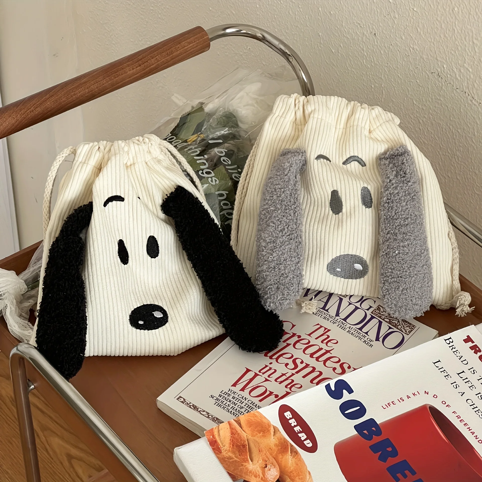 

1PC cartoon storage bag, drawstring bag, travel miscellaneous toiletry bag storage bag, cord velvet stationery bag