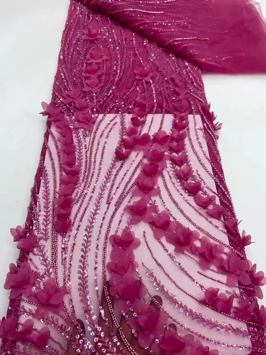 

2024 High Quality African Nigerian Luxury Embroidery Sequins 3d Lace Fabric 5 Yards for Women Wedding Party Dress Sewing J6039